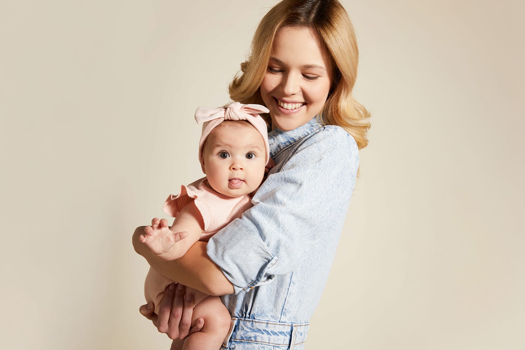 Jak ubrać noworodka na pierwszy spacer? Praktyczny poradnik dla świeżo upieczonych rodziców